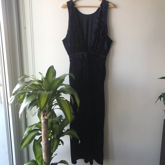 Amazing Full Length Velvet Jumpsuit With Open Back Backless Size S - Picture 5 of 7